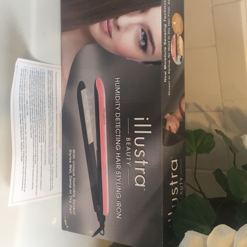 Flat iron for wet or dry hair